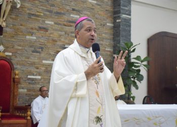 Monseñor Carlos Tomás Morel exhorta a combatir la vanidad y vivir con humildad