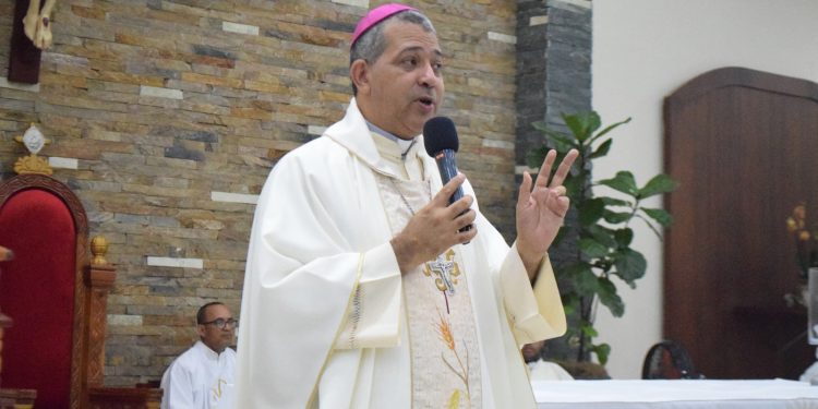 Monseñor Carlos Tomás Morel exhorta a combatir la vanidad y vivir con humildad
