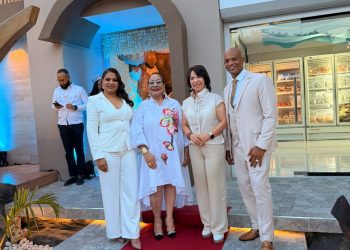 Cóctel del Mar abre sus puertas en Santiago con una innovadora propuesta de cocina marina