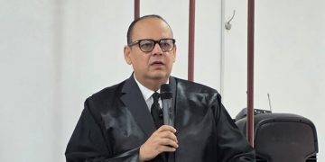 CARD insta a Abinader a convocar al CNM para evaluar a los jueces de la Suprema Corte