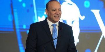 FEDODIM distingue a Ulises Rodríguez por su liderazgo en la gestión municipal