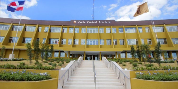 JCE realizará jornada especial de renovación de cédulas en Cristo Rey
