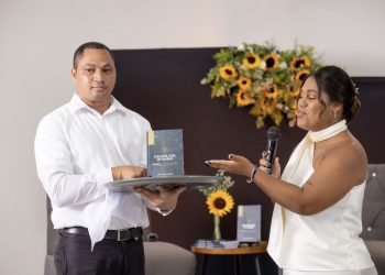 Abigail Santos presenta glosario jurídico para acercar el Derecho a la ciudadanía