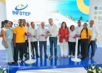 Abinader inaugura en Barahona moderno centro técnico para impulsar el talento turístico del Sur