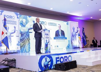 Abinader resalta nueva Ley de Contrataciones como paso clave hacia mayor transparencia en el Estado