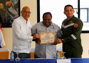 CTC capacita al CEMED en uso de drones para reforzar operaciones de emergencia y rescate