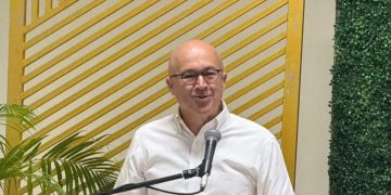 Domínguez Brito alerta sobre deterioro de ríos y bosques y pide acción ambiental urgente