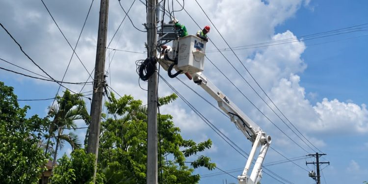 EDENORTE fortalece el servicio eléctrico en El Limón con interconexión a subestación de Samaná
