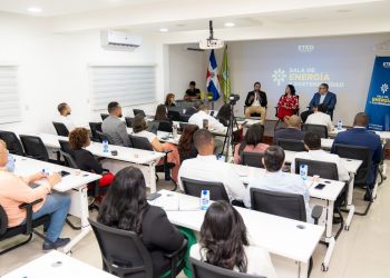 ETED presenta proyecto de almacenamiento con baterías para fortalecer el sistema eléctrico nacional