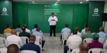 Fuerza del Pueblo capacita en Nagua a sus equipos jurídicos en materia electoral