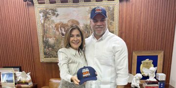 George Richardson gana la presidencia del CODIA con el respaldo de Carolina Mejía