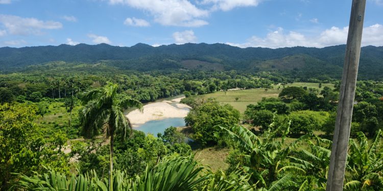 Espaillat apuesta al ecoturismo con nueva Mesa de Turismo y proyecto para la cordillera septentrional