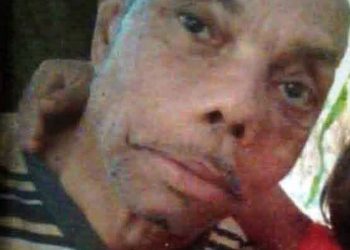 Familia dominicana demanda funeraria en Nueva York tras cremación equivocada de su padre