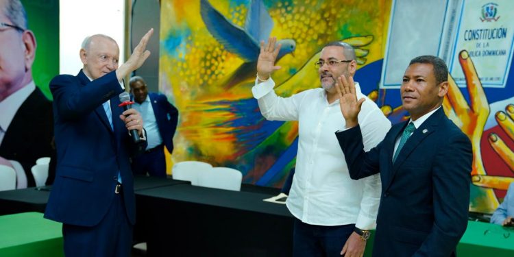 José David Báez será el nuevo vocero de Fuerza del Pueblo en la Cámara de Diputados