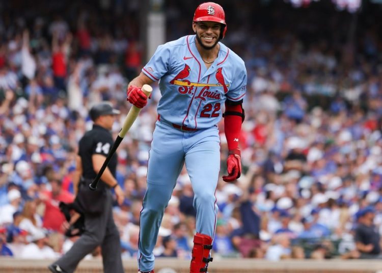 Dominicano Joshua Báez hace historia en MLB con tres jonrones en su debut