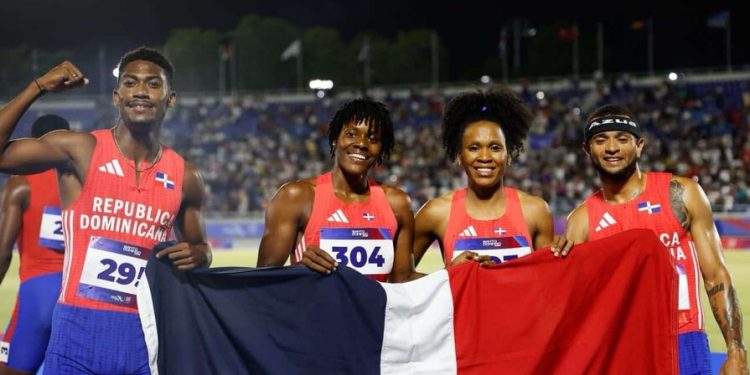 Marileidy Paulino lidera histórico oro dominicano en el relevo mixto 4×400 con récord de los Juegos