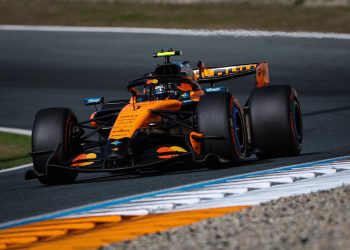 Lando Norris conquista la pole en Zandvoort y supera a los Mercedes