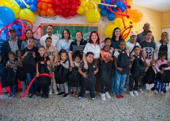 Propeep apoya regreso a clases de cientos de niños en Jamao al Medio