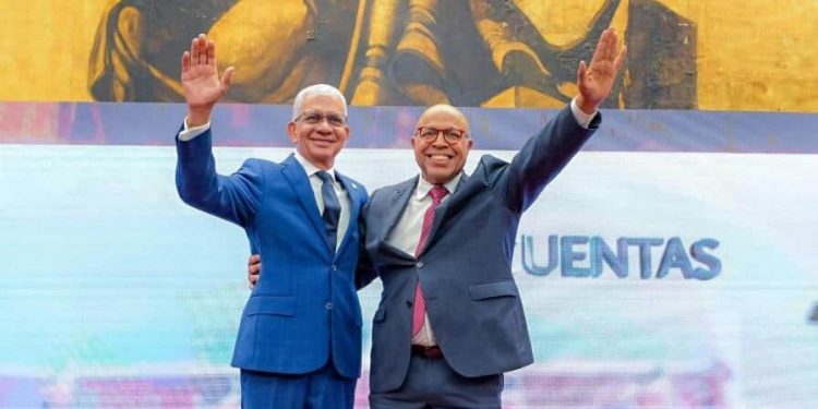 PRM mantiene a Ricardo de los Santos y Alfredo Pacheco al frente de las cámaras legislativas