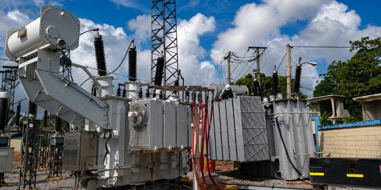 EDENORTE triplicará capacidad de subestación eléctrica en Samaná con nuevo transformador