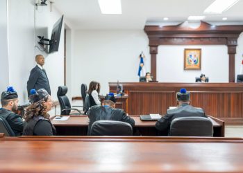 Tribunal mantiene proceso contra Jean Alain Rodríguez y ordena seguir juicio por presunta corrupción