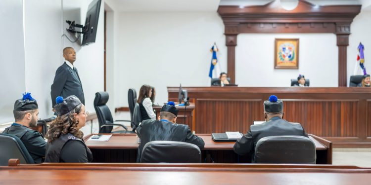 Tribunal mantiene proceso contra Jean Alain Rodríguez y ordena seguir juicio por presunta corrupción