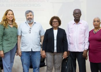 Sectores sociales plantean una política migratoria que combine legalidad, seguridad y derechos humanos