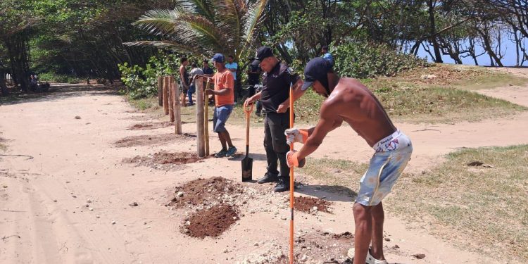 Inversiones Calpe coloca pilotillos en Playa Encuentro amparada en decisiones judiciales