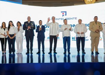 Abinader apuesta por capacitar a un millón de dominicanos en inteligencia artificial con “RD Inteligente”