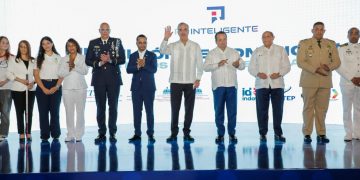 Abinader apuesta por capacitar a un millón de dominicanos en inteligencia artificial con “RD Inteligente”