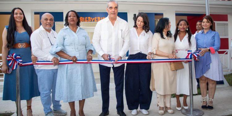 Abinader inaugura Caipi que atenderá a 250 niños de ocho sectores del Distrito Nacional