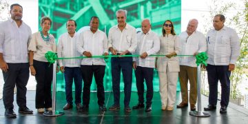 Abinader inaugura planta de residuos por RD$1,600 millones y Puerto Plata pone fecha a nuevo teleférico
