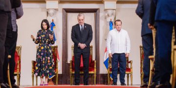 Abinader reúne a líderes religiosos y llama a una jornada nacional de oración por el país
