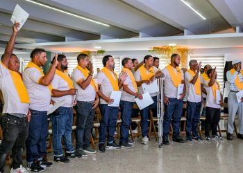 Alcaldía de Santiago e INFOTEP profesionalizan a cocheros para preservar tradición centenaria