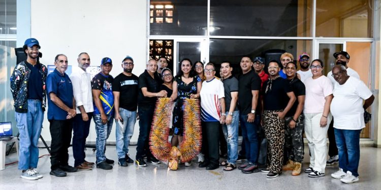 Alcaldía de Santiago busca proyectar el Carnaval al turismo internacional