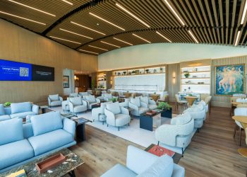 Banco Popular duplica capacidad de su Lounge en el AILA con nueva sala para viajeros de salida