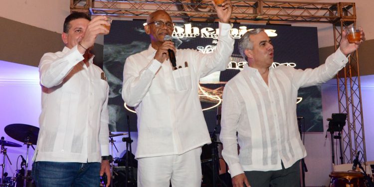Bohemios Cigar Night reafirma liderazgo del Cibao en la industria del cigarro premium