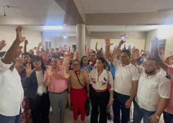 Cholo D’Óleo activa estructura en Santiago en apoyo a David Collado rumbo a 2028