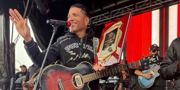 El Varón de la Bachata acelera su carrera internacional con gira y nuevo álbum de 13 canciones