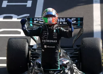 Antonelli hace historia en Monza con espectacular remontada desde el puesto 19
