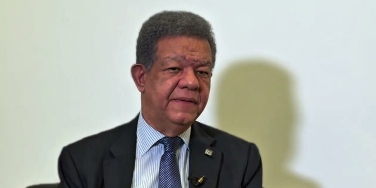 Leonel Fernández afirma que violencia “ha desbordado al Gobierno” tras recientes ataques