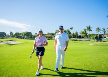 Lorena Ochoa debuta en Teeth of the Dog y comparte con jóvenes golfistas dominicanos