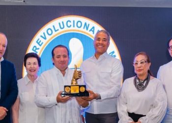 PRM de Santiago resalta liderazgo de Paliza tras ocho años al frente de la organización