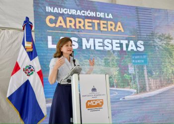Raquel Peña entrega Las Mesetas y refuerza conexión vial de El Seibo