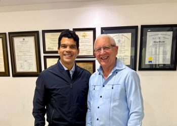 Wellington Arnaud suma a Ramón Ceballo como vocero de su proyecto presidencial rumbo a 2028