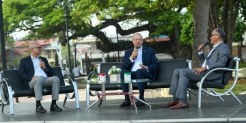 Super TV 55 lleva su programación a la calle Del Sol y apuesta por la revitalización del centro histórico