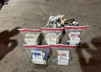 DNCD ocupa 24 paquetes de presunta cocaína ocultos en buque en Haina Oriental