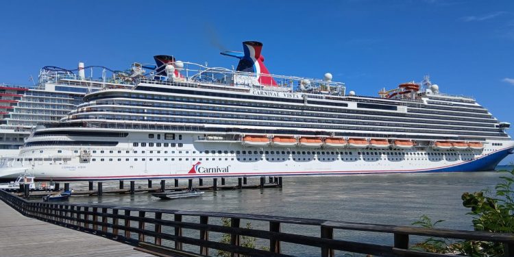 Puerto Plata recibe cuatro cruceros con más de 16,700 pasajeros en un solo día