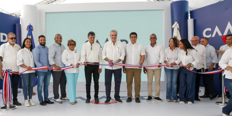 Pastor Teófilo Rodríguez destaca a Abinader por saneamiento de cañadas tras 50 años de espera en Santo Domingo Oeste