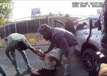 Video capta dramático arresto de dominicano herido de bala por agente de ICE en Nueva York